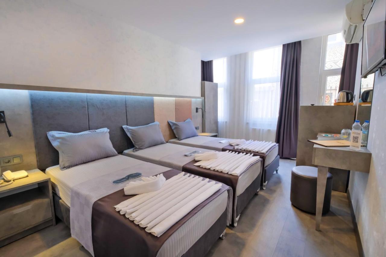 The Queen Hotel Istanbul Bagian luar foto